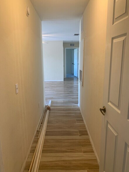 Building Photo - 1502 Lighthouse Rd