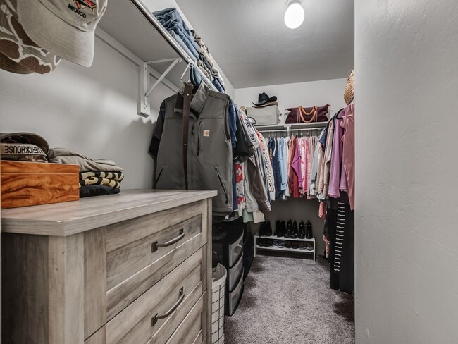 Building Photo - 313 Foxtrot Ter