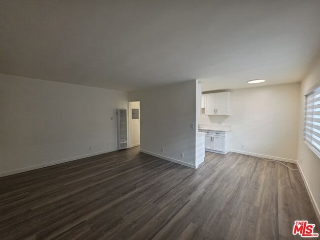 Building Photo - 1433 Brockton Ave