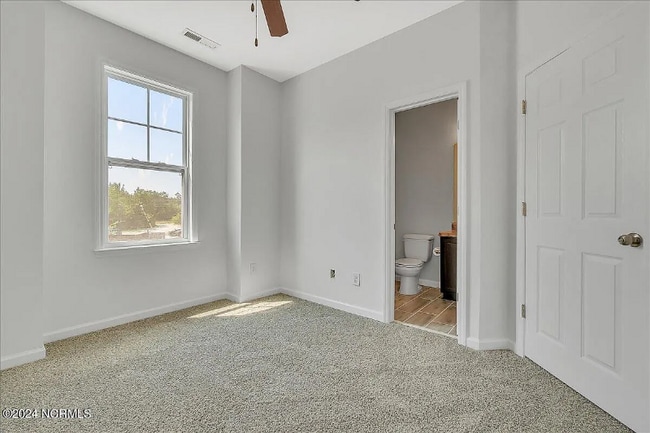 Building Photo - 138 Waterstone Ln