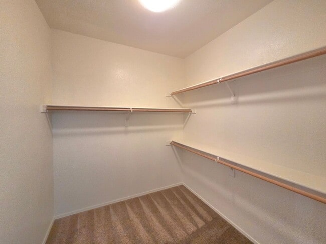 Building Photo - 609 W Rio Vista Ln