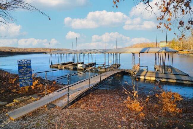 Building Photo - Monthly Waterfront Cabin with Slip