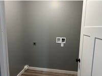 Building Photo - 1214 3rd St S