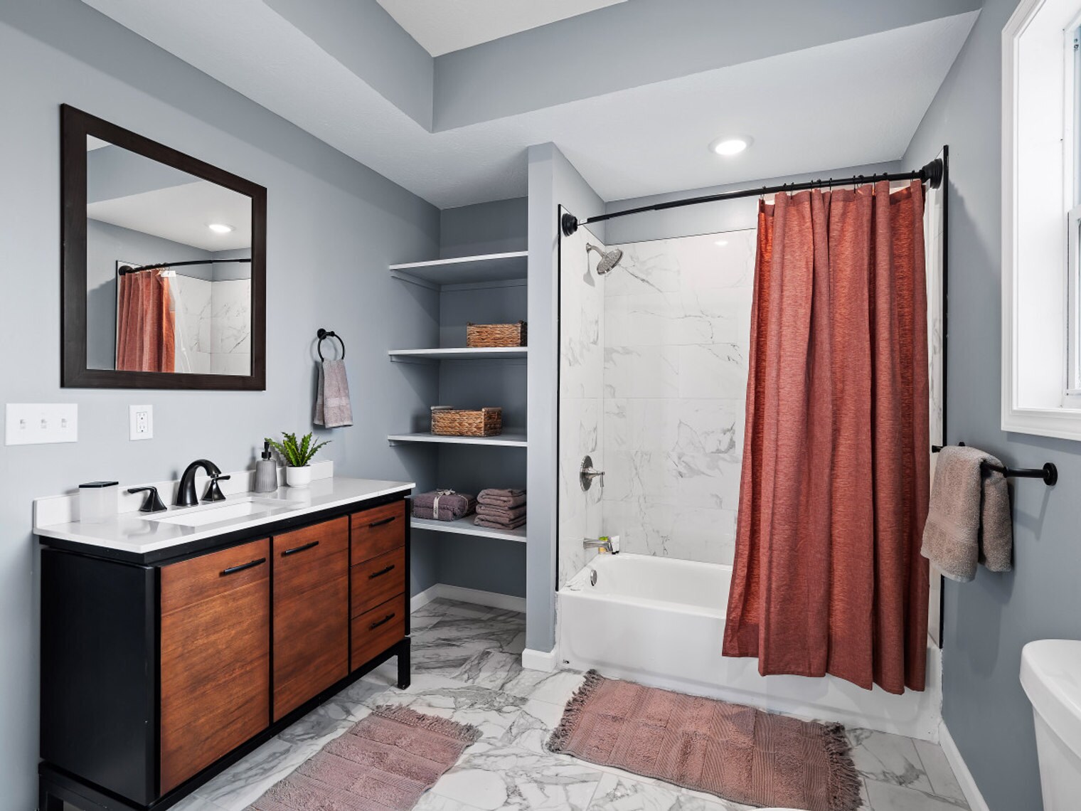 Building Photo - 6110 Lawn Ave