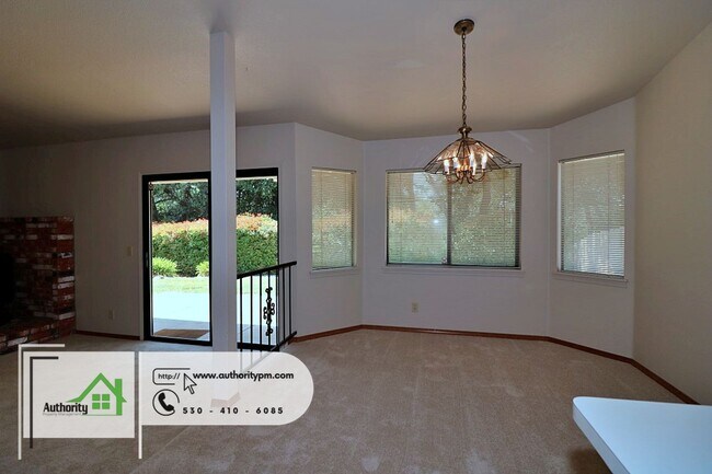 Building Photo - 1844 Breckenwood, Short Trip to the park. ...