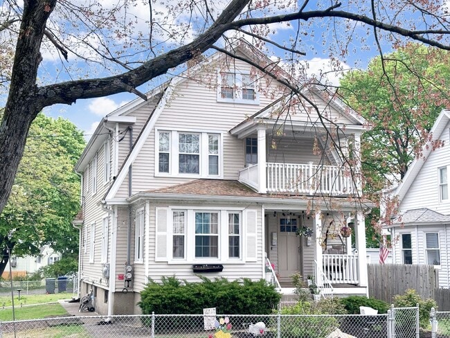 Building Photo - 826 Black Rock Tpke