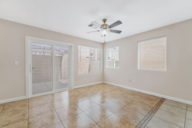 Building Photo - Modern Comfort in the Heart of Coronado Ranch!