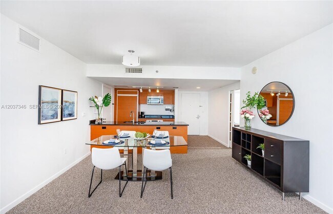 Building Photo - 50 Biscayne Blvd