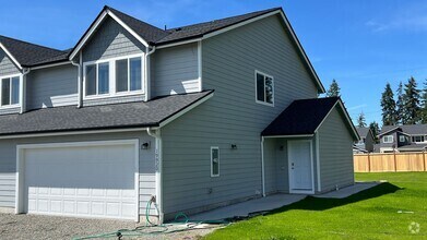 Building Photo - "Charming 3-Bedroom Duplex with 2 Full Bat...