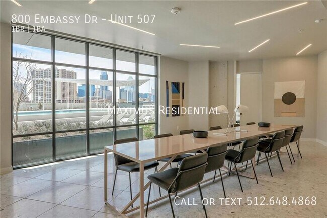 Building Photo - 800 Embassy Dr