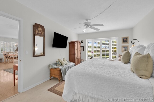 Building Photo - 475 Tequesta Dr
