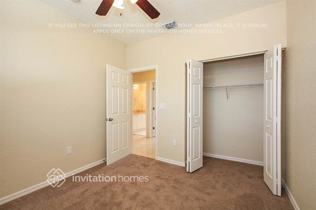 Building Photo - 14284 SW 159th Pl