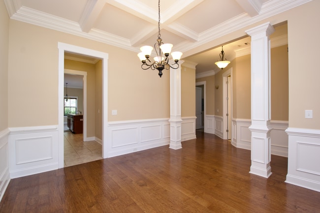 Building Photo - Executive Rental in Cypress Point S/D