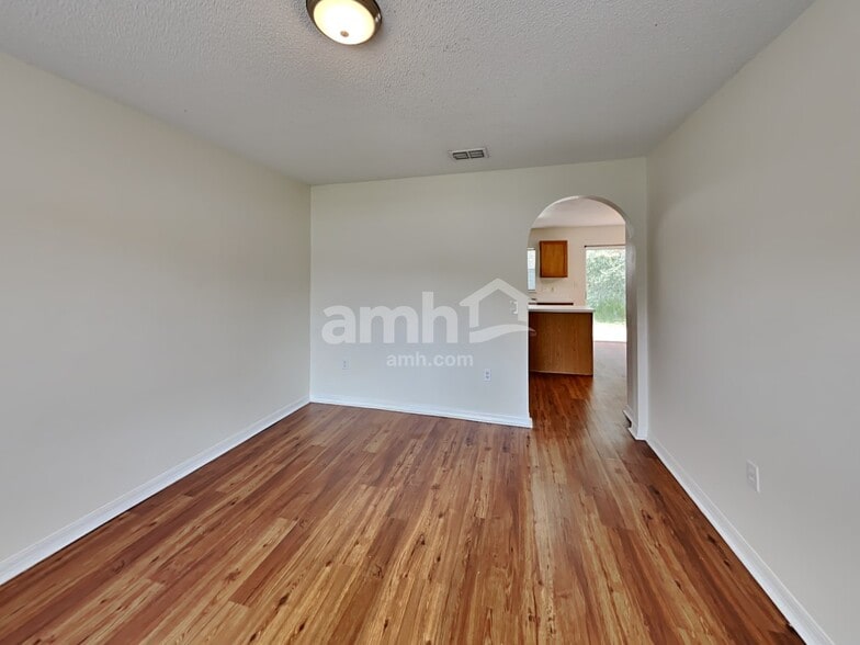 Building Photo - 1742 Sail Ct