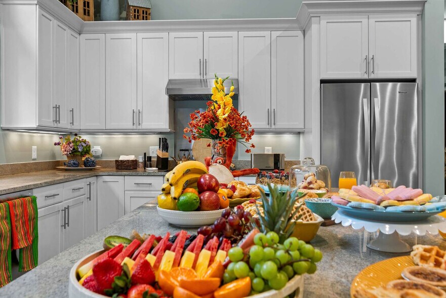 Building Photo - 30 Firethorn Ln