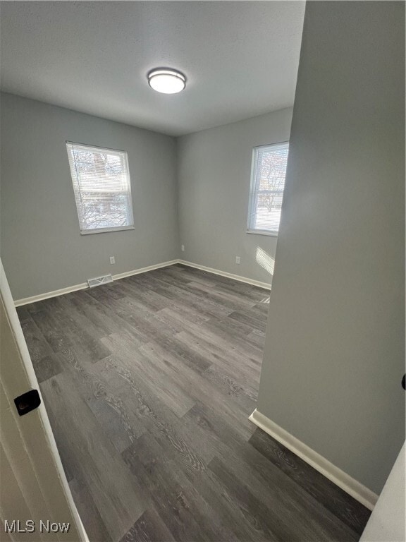 Building Photo - 2559 Edwin Ave