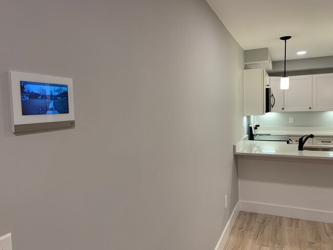 Building Photo - The Suites at Pawtucketville