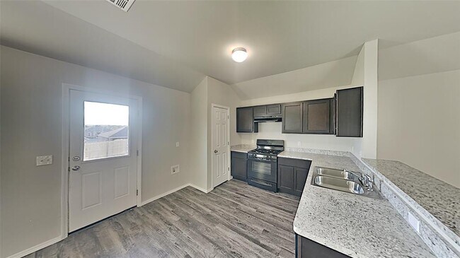 Building Photo - 4325 Umbria Rd