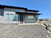Building Photo - 121 E 26th Ave