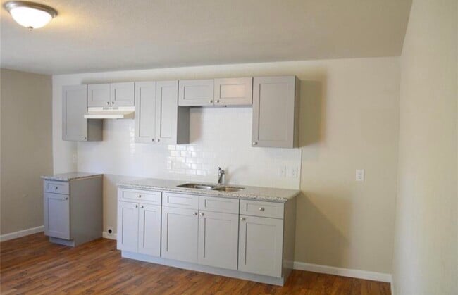 Building Photo - 7318 Laredo St