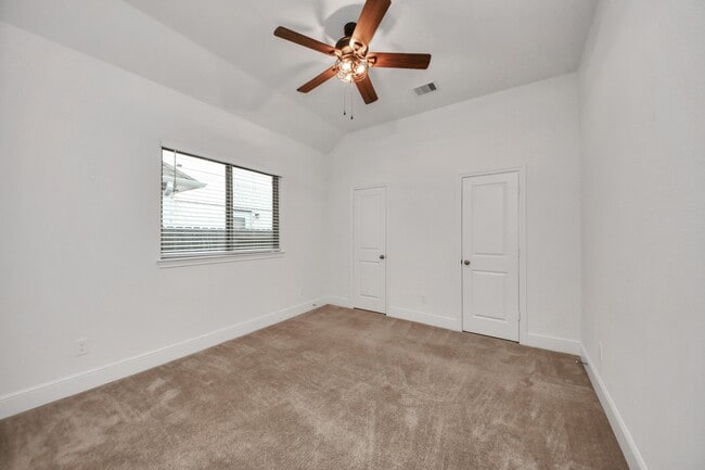 Building Photo - 14807 Providence Manor Way