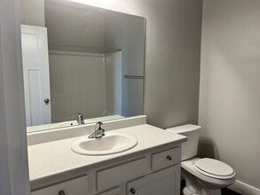 Building Photo - 797 N 380 W