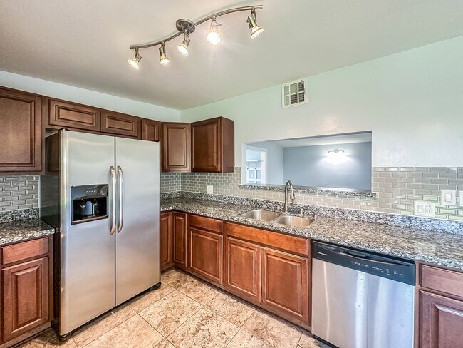 Building Photo - SD: Spacious 4BD/2BA Home in Imperial Beach with Large Yard, Turf Backyard & Attached Garage