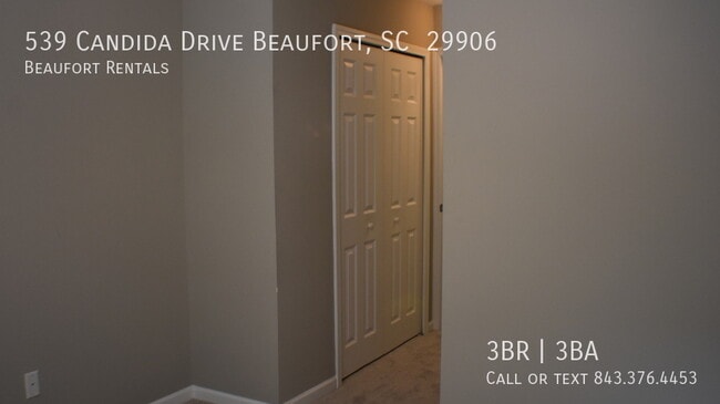 Building Photo - 539 Candida Dr