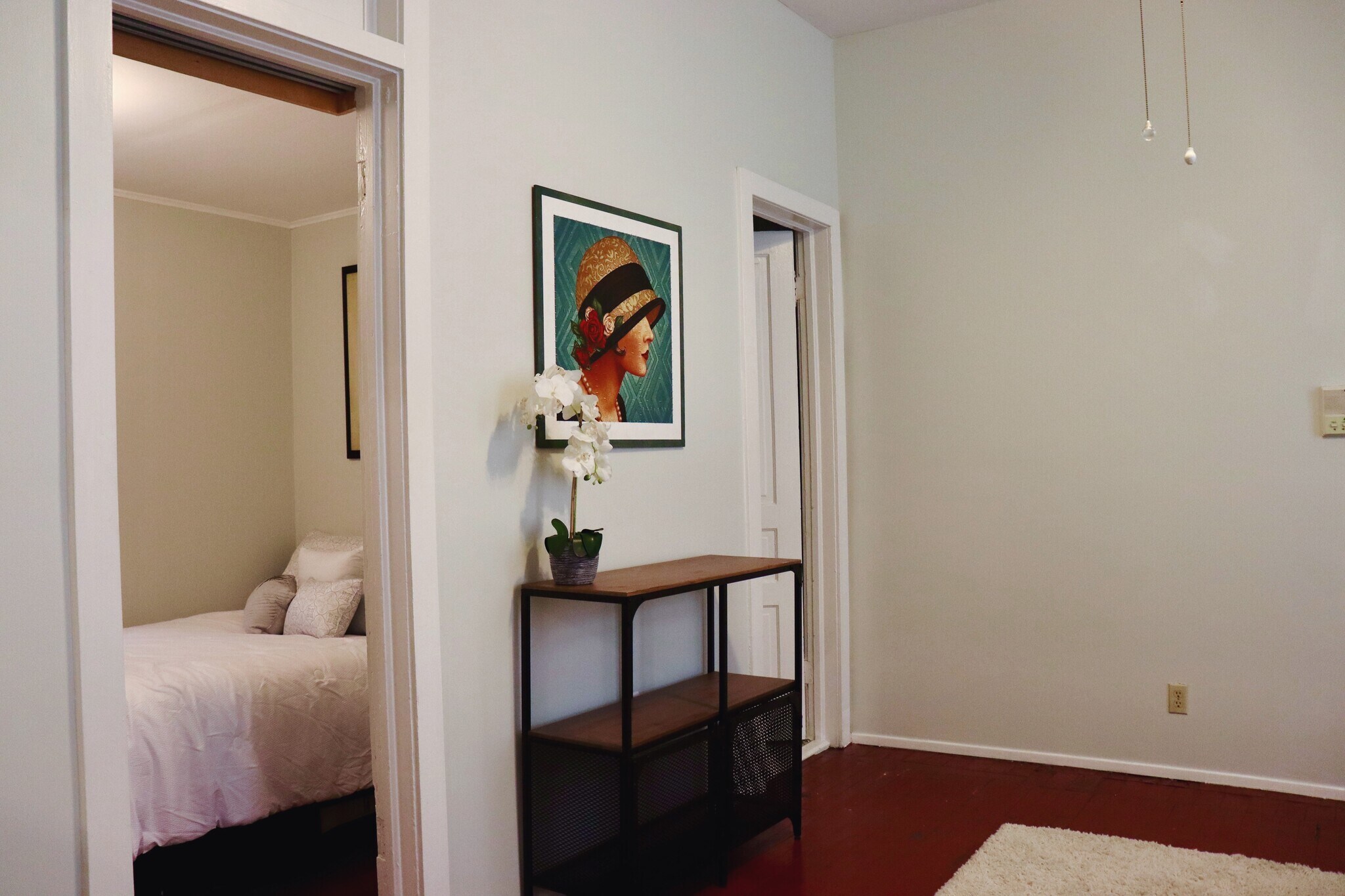 Building Photo - 822 N Wood St