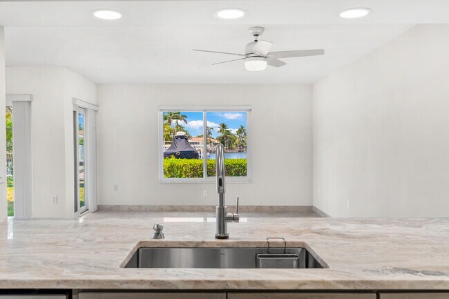 Building Photo - 1700 Commodore Blvd