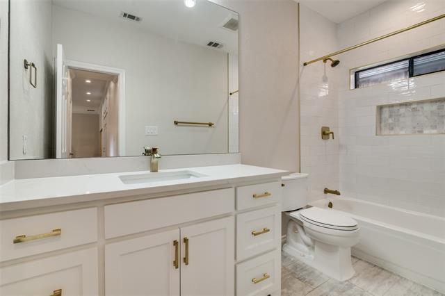 Building Photo - 6027 Highcourt Pl