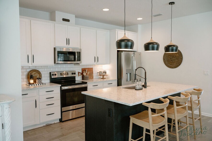Building Photo - 1078 Persimmon Dr