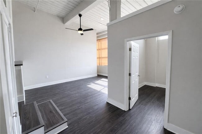 Building Photo - 161 Mangum St SW