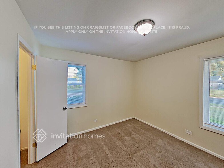 Building Photo - 1187 Leawood Dr