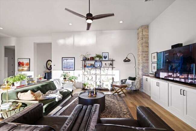 Building Photo - 4739 Fish Rock Cir