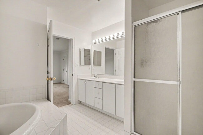 Building Photo - 26065 Lands End Dr