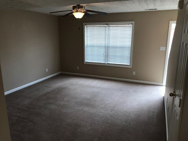 Building Photo - 68-74 Gray Hawk Drive 4-Plex