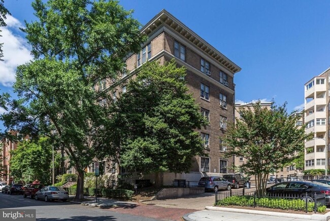 Building Photo - 2227 20th St NW