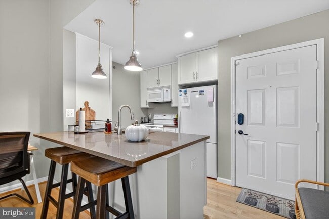 Building Photo - 3307 Wyndham Cir