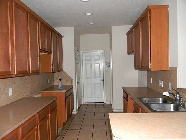 Building Photo - 11520 Jacinth Ct