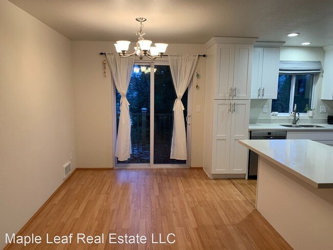 Building Photo - 4 br, 2.5 bath House - 4107 23rd Ave SW