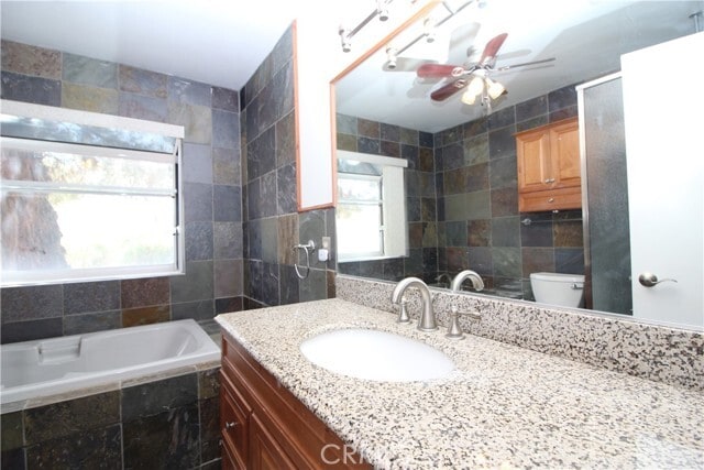 Building Photo - 57801 San Tropeze Dr