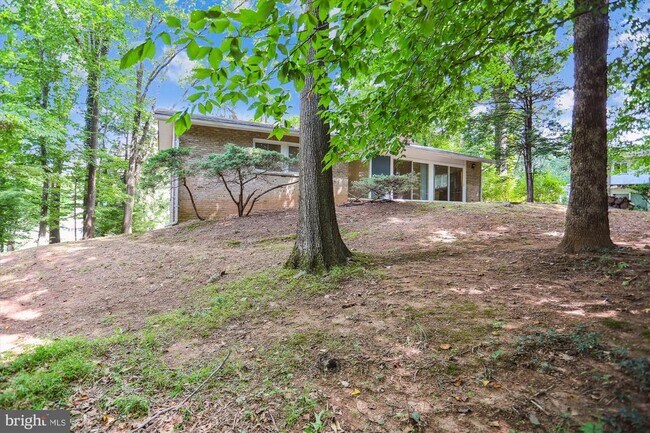 Building Photo - 8206 Stone Trail Dr