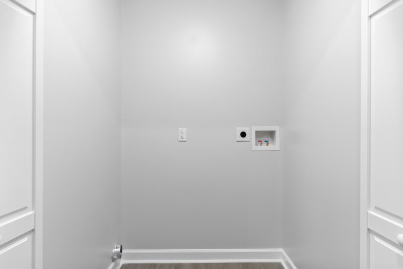 Building Photo - 2410 Poplar St