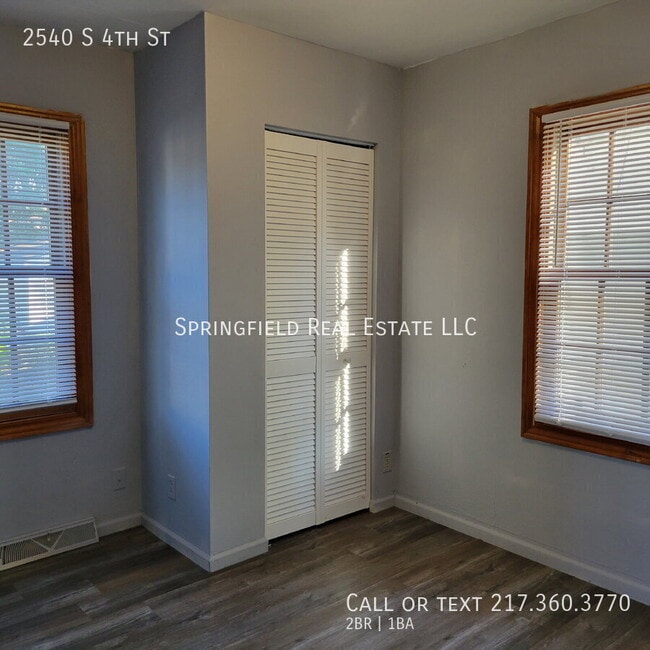 Building Photo - 2540 S 4th St