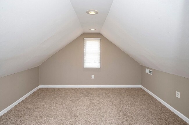 Building Photo - Bridgetown - adorable 3 BEDROOM 1 BATH UPDATED CAPE COD