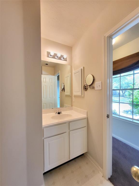 Building Photo - 11038 Desert Springs Cir