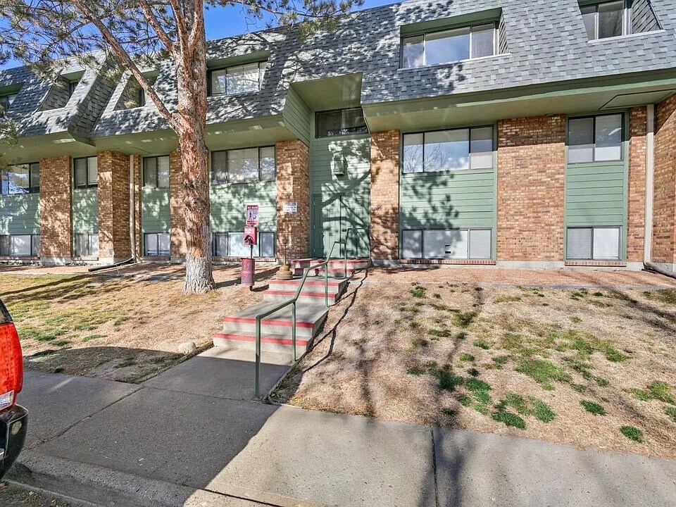 Building Photo - 1140 Walnut Ave