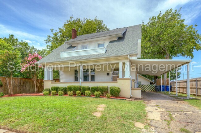 Primary Photo - For Lease | TU | 5 Bed + 3 Bath | $2500 Rent