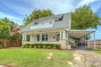 Building Photo - For Lease | TU | 5 Bed + 3 Bath | $2500 Rent